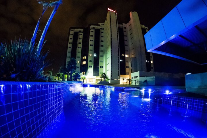 Pool 25 of 72