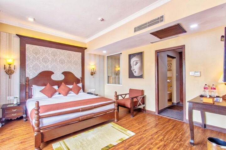 Room 36 of 85