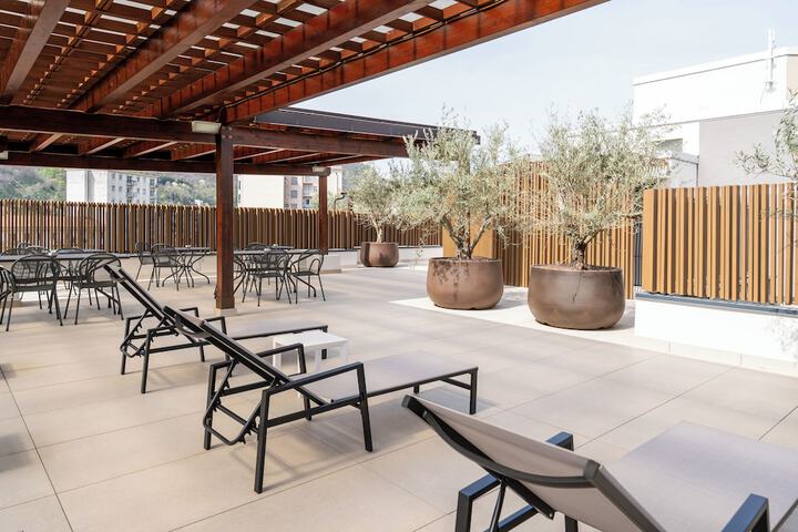 Terrace/Patio 51 of 52