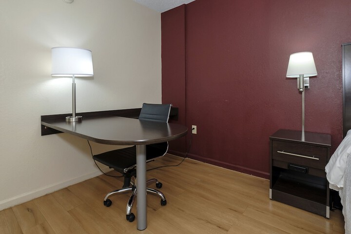 Superior King Bed (11 of 14)