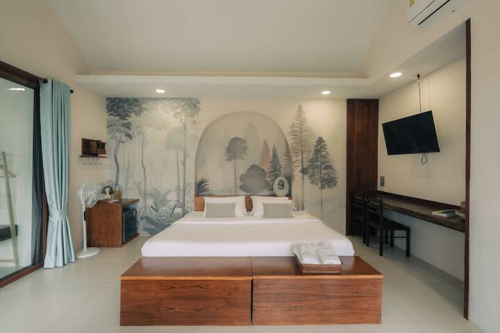 Room 9 of 94