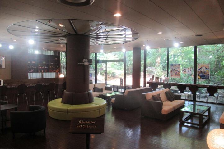Hotel Lobby