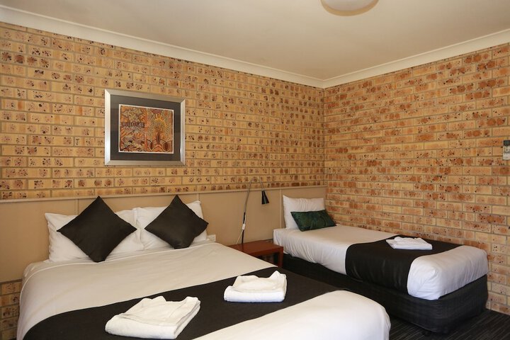 Room 10 of 44
