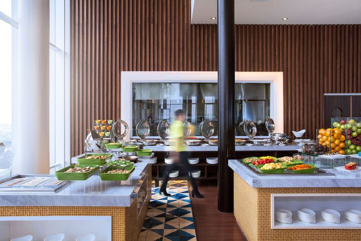 Breakfast area