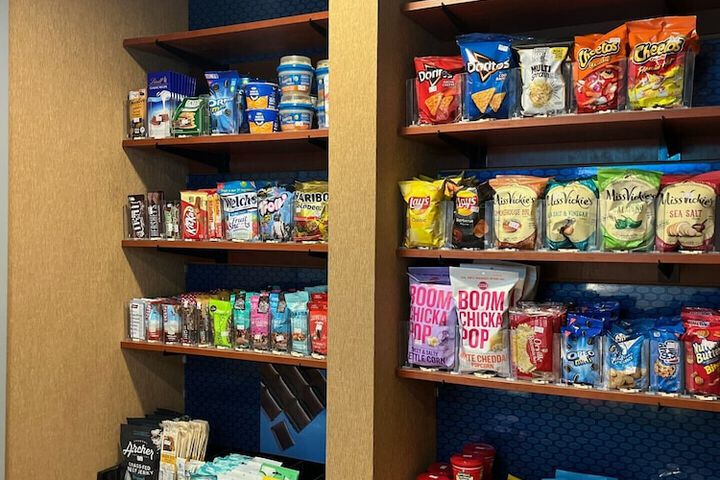 Snack bar