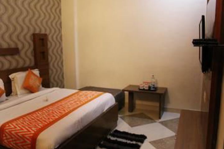 Room 6 of 21