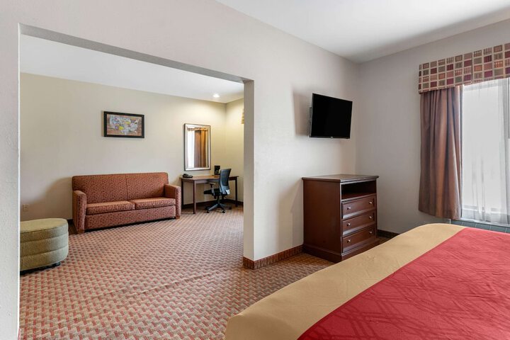 Room 12 of 23