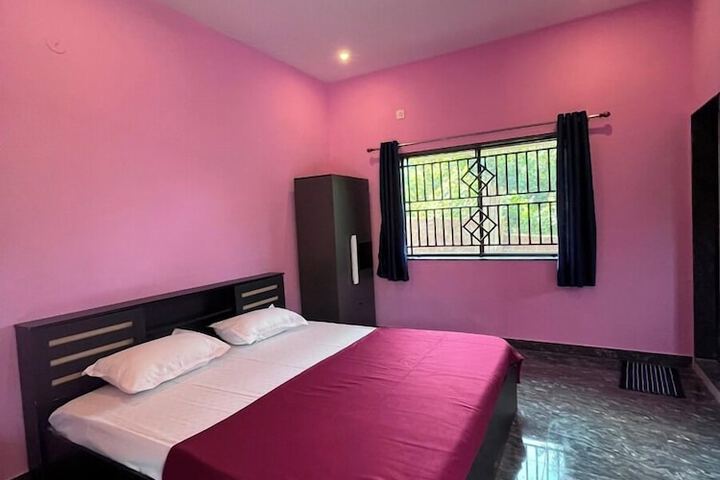 Room 3 of 15