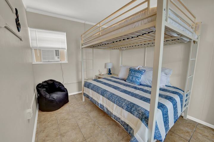 Room 7 of 59