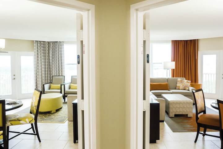 Room 11 of 195