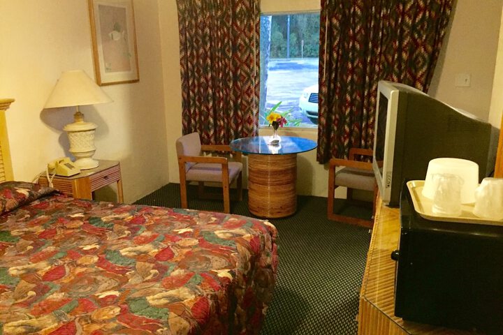 Room 8 of 24