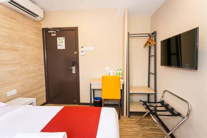 Room 49 of 90