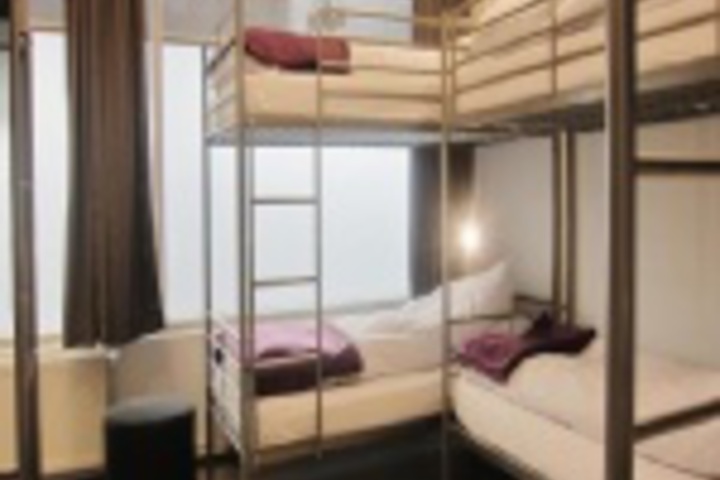Room 204 of 276