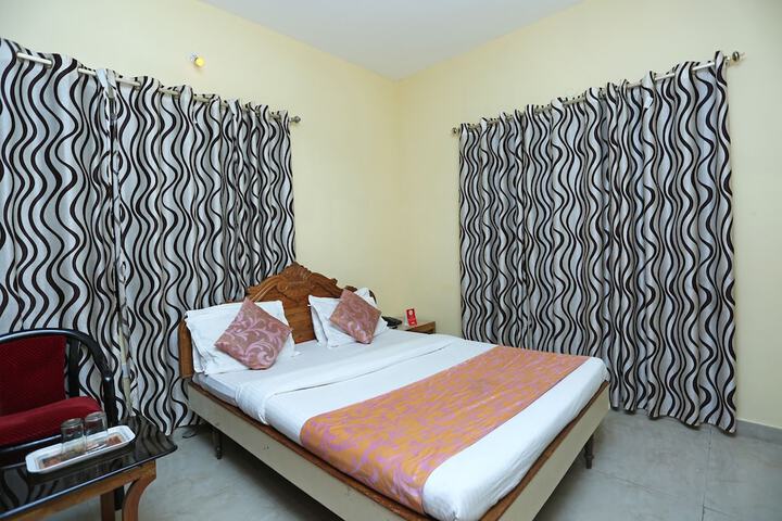 Room 11 of 21