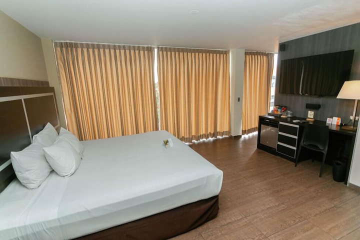 Room 22 of 63