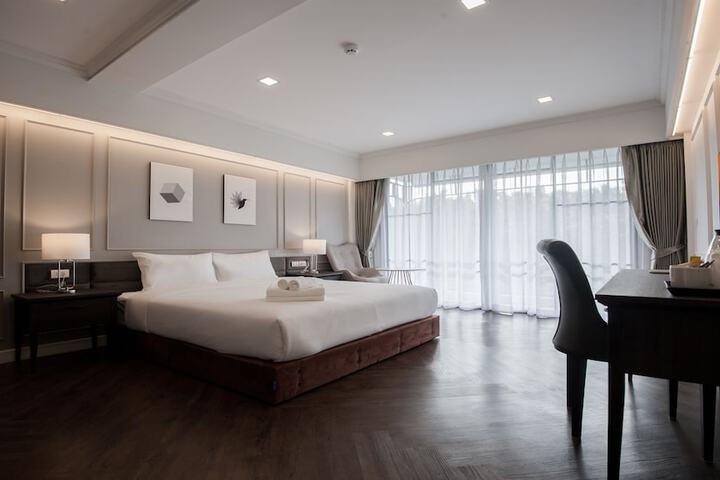 Room 41 of 67
