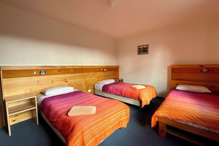Room 10 of 66