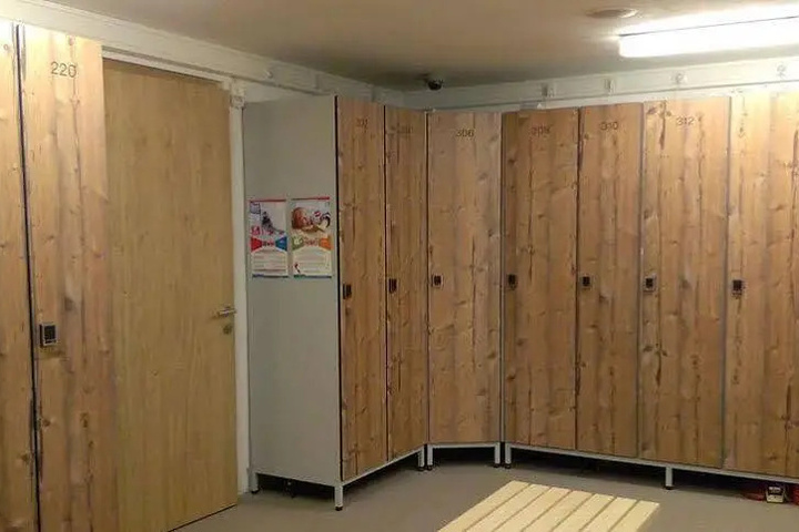 Room 14 of 26