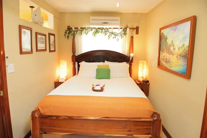 Room 25 of 64