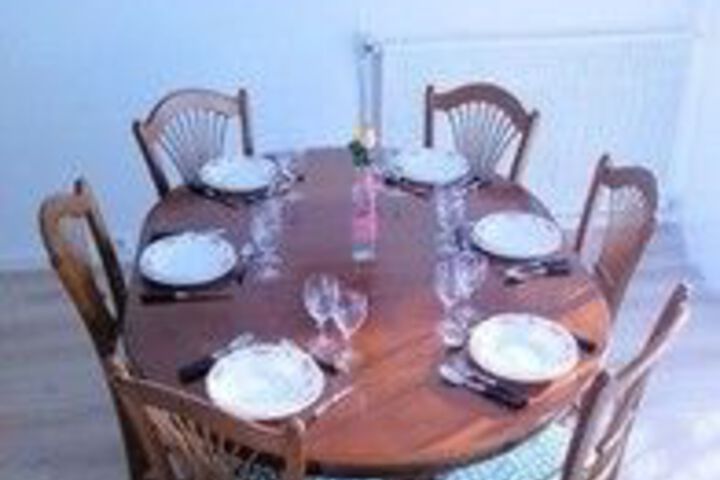 Dining 6 of 17
