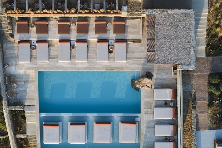 Pool 134 of 173