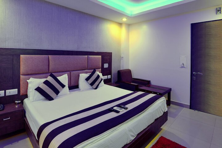 Room 4 of 31