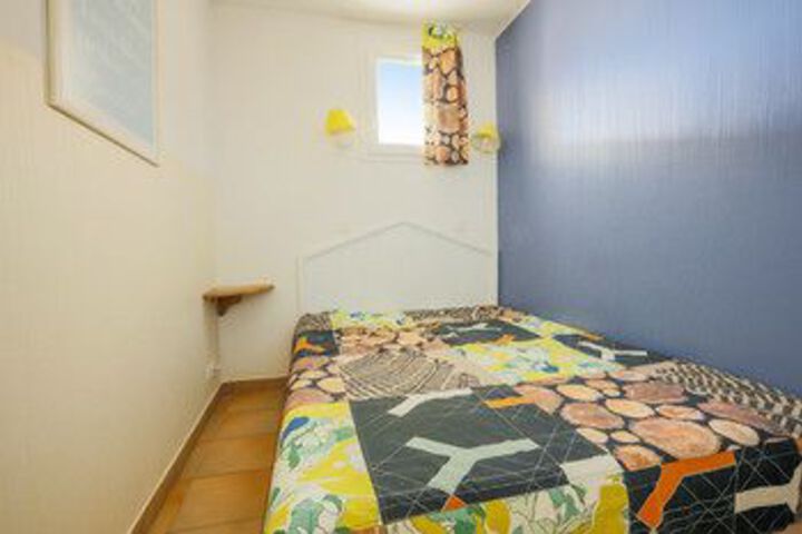 Room 63 of 228