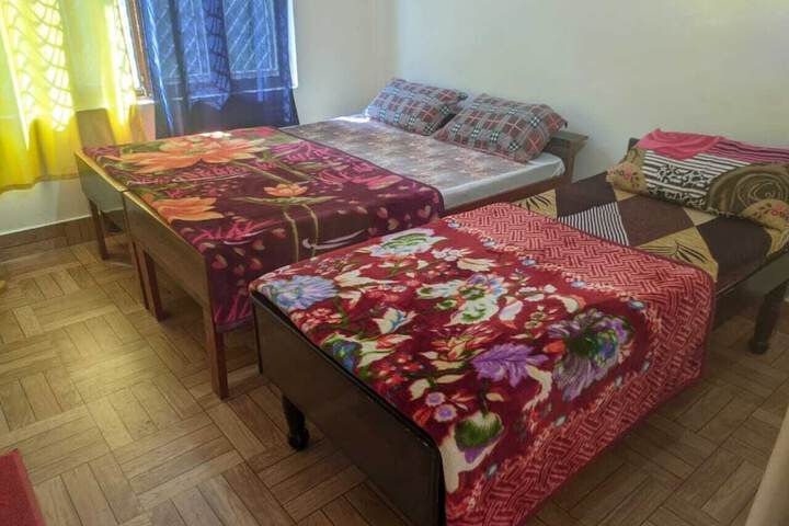 Room 2 of 17