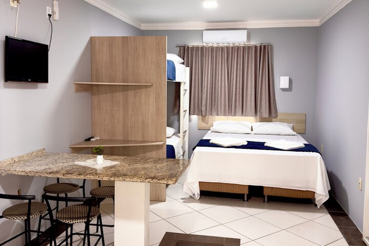 Room 8 of 34