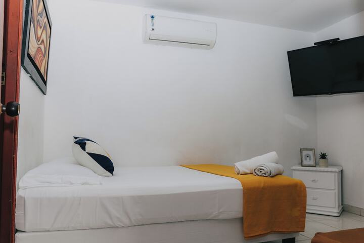 Room 44 of 98