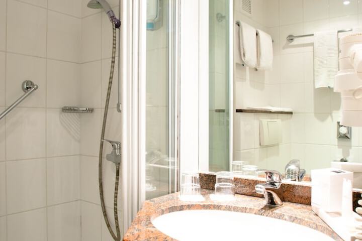 Bath Interior