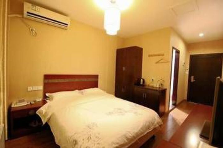 Room 10 of 58