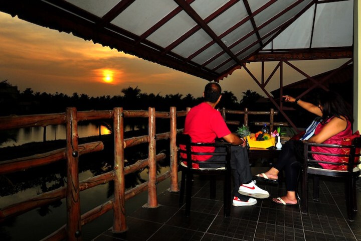 Dining Photos