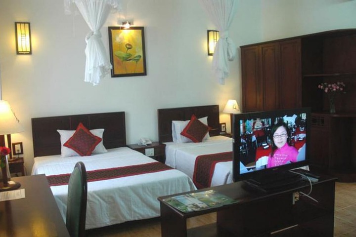 Room 4 of 71