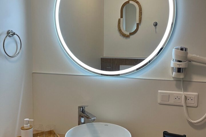Room 40 of 57