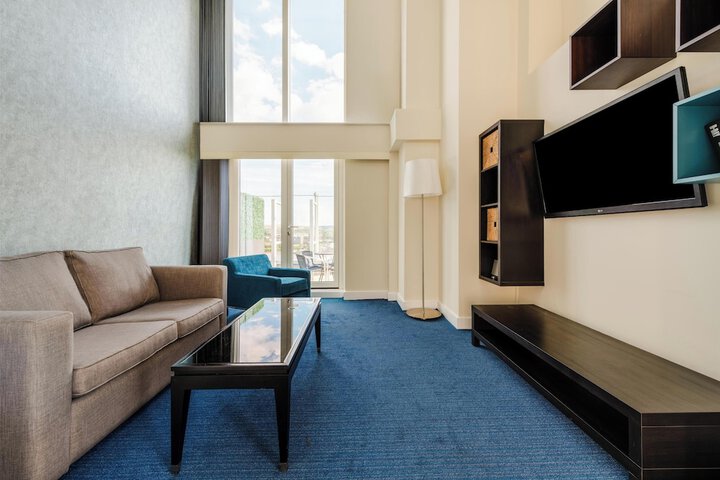 Room 20 of 34