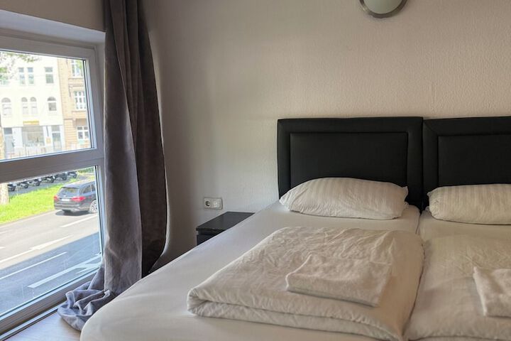 Room 3 of 15