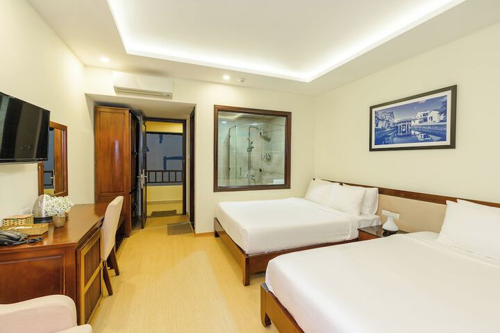Room 19 of 73