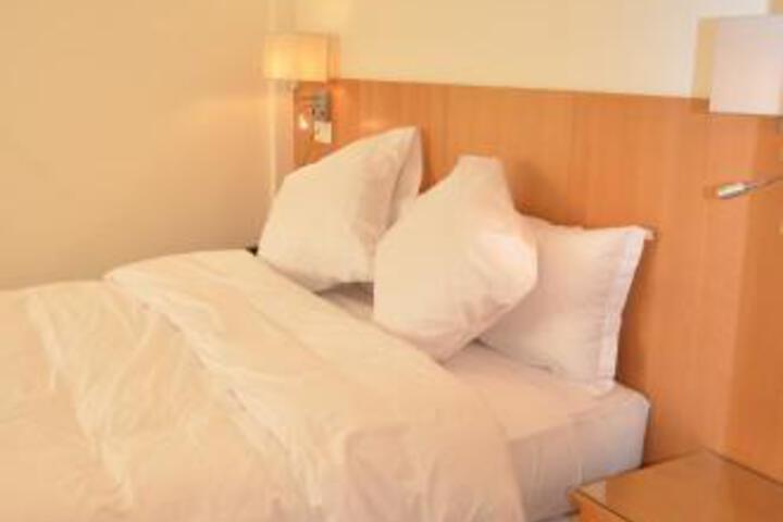 Room 1 of 9