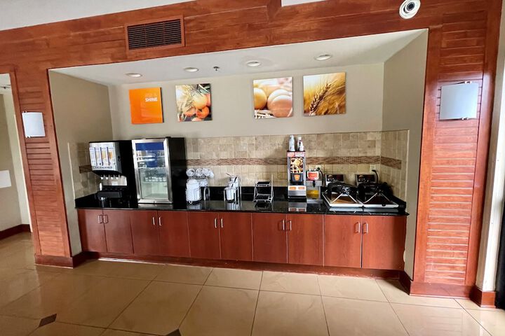 Breakfast buffet