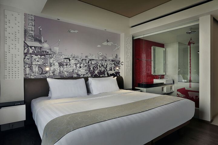 Room 7 of 98