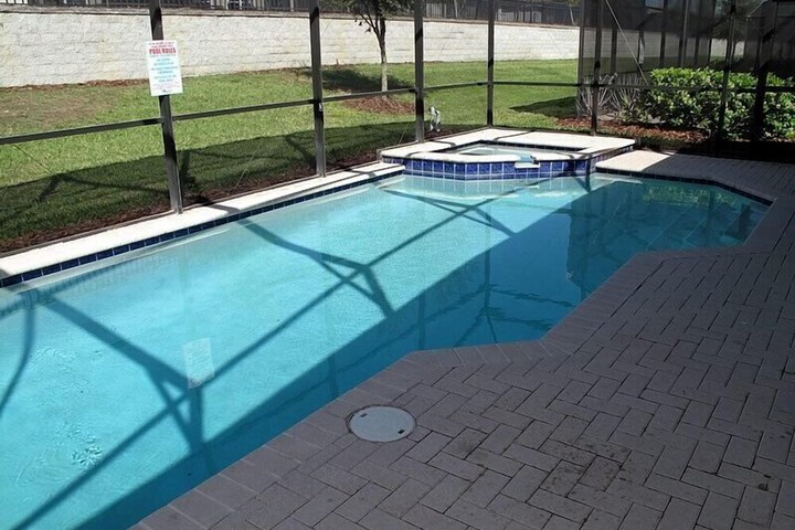 Pool 9 of 28