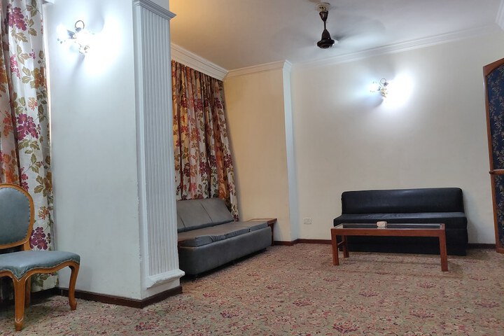 Room 15 of 59
