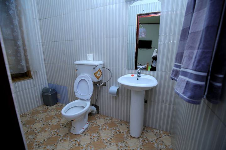 Room 27 of 45