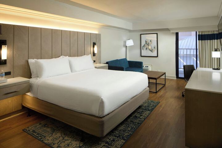 Room 22 of 63