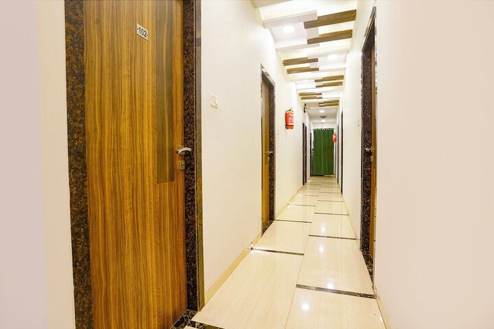 Hotel Interior 4 of 26