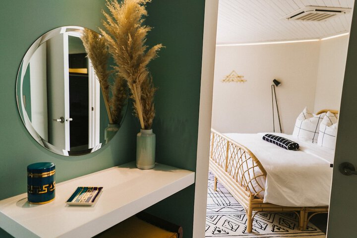 Room 11 of 29