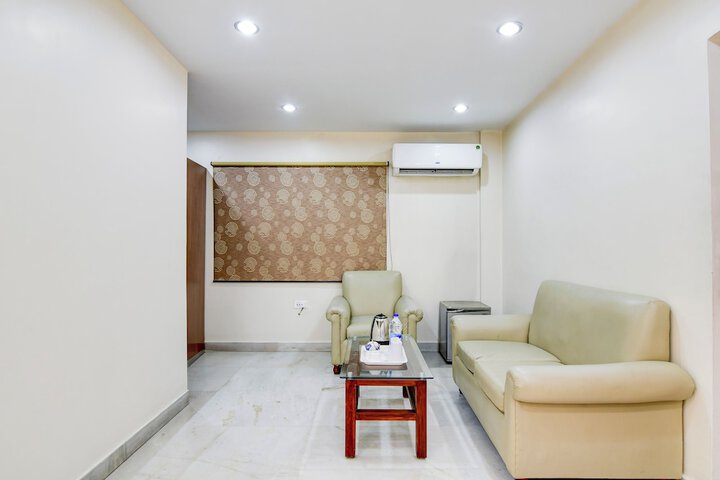Room 32 of 41