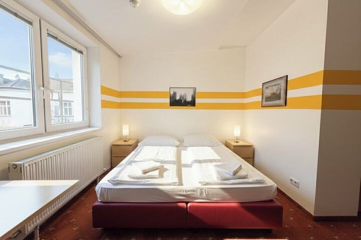 Room 18 of 45