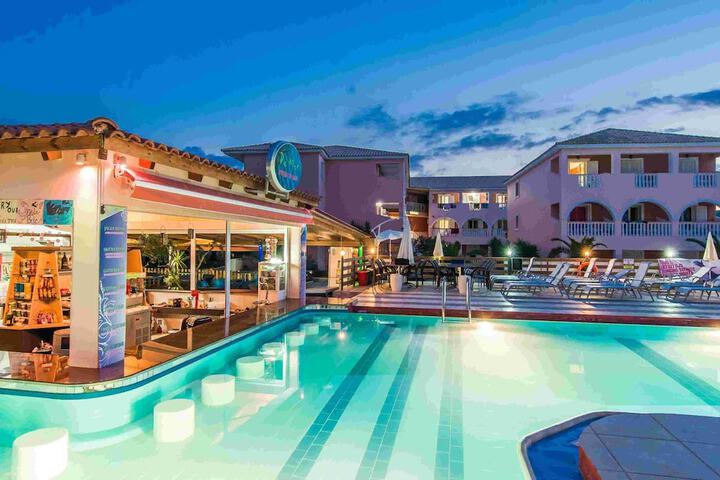 Pools & Facilities